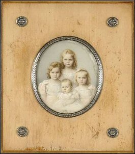 Fabergé frame